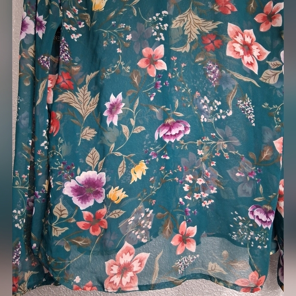 Floral Teal Button-Up Women's Top - Picture 13 of 14